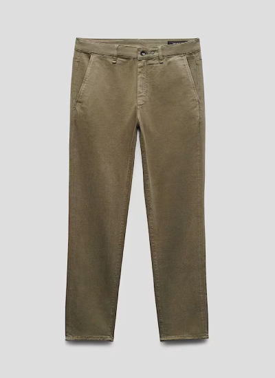 Pantaloni e Shorts