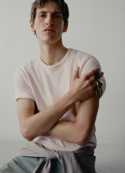 T-shirts e Henleys